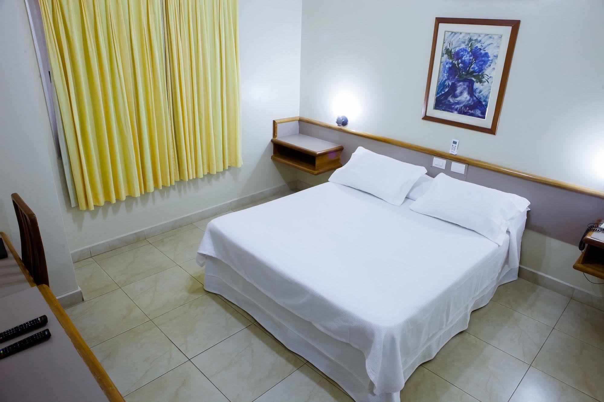 Hotel Jva Fenix